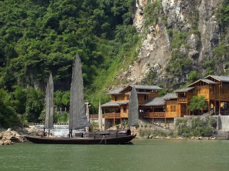 Stunning Natural Beauty at the Three Gorges Tribe