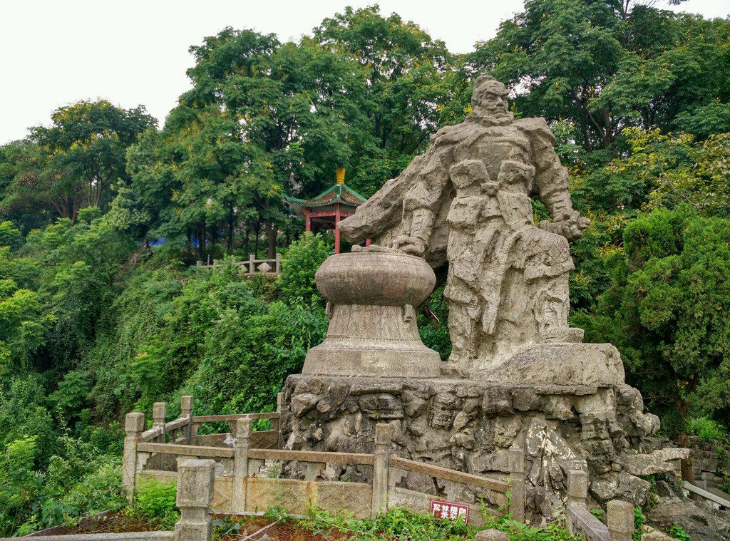 General Zhang Fei Statue