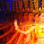 Victoria-Cruises-Entertainment_show