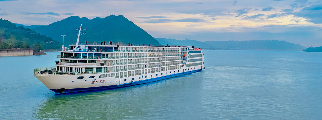 https://www.yangtze.com/wp-content/uploads/2020/03/century-cruises-banner-1250.jpg